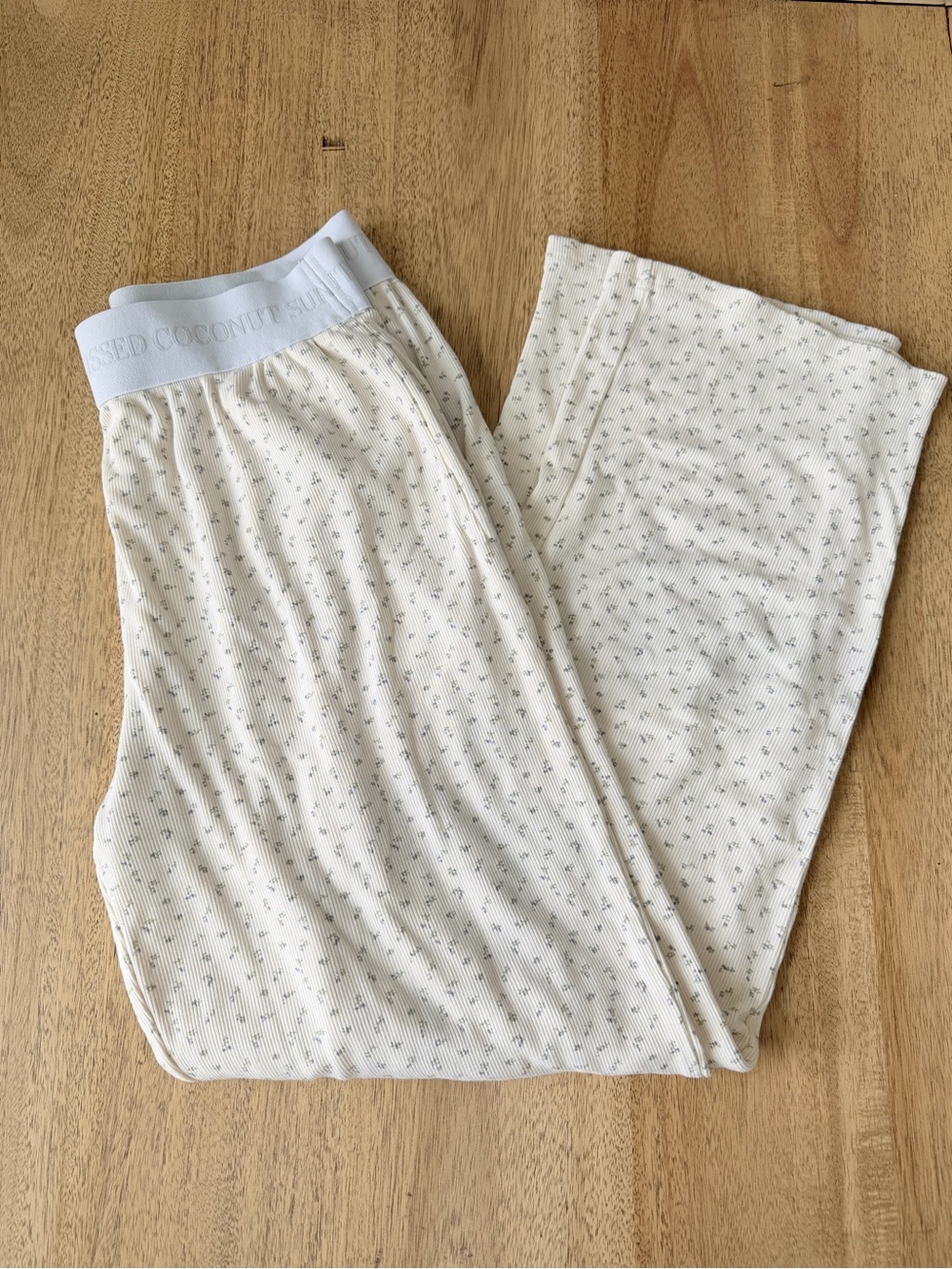SUN-KISSED COCONUT Lemon Floral Pajama Pants Small